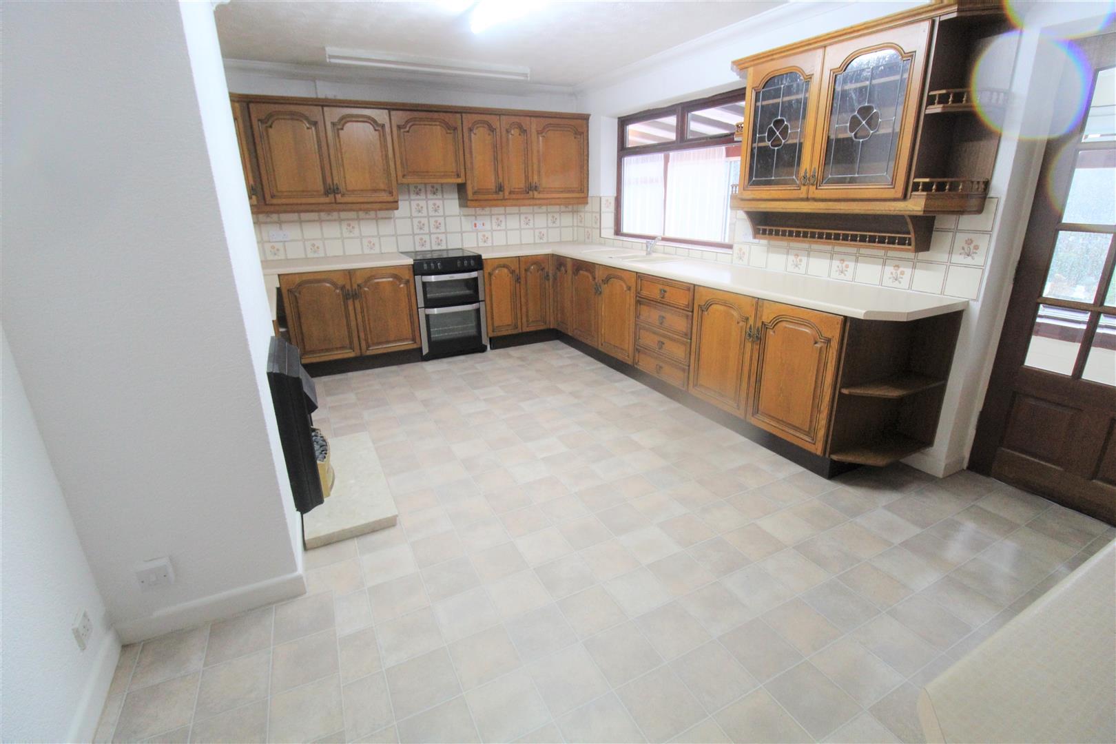Heath House Lane, Bucknall, Stoke-On-Trent